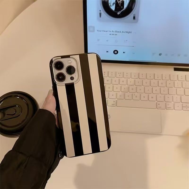 Small Niche Fresh Art Design W - Phone Cases Designer ulasan dan harga